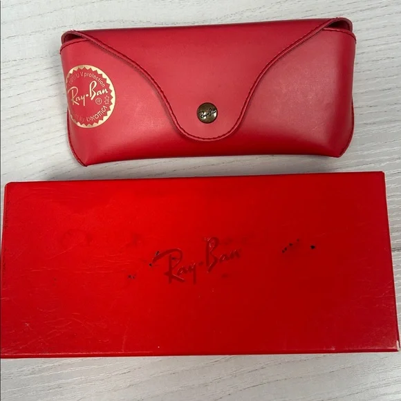 Limited Edition Ray-Ban Black Sunglasses - Picture 5 of 8